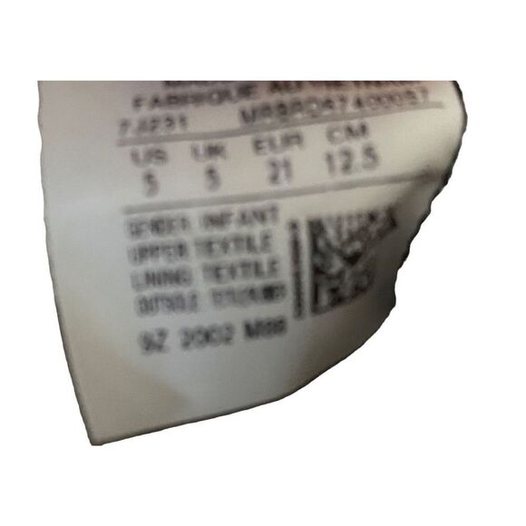 Converse, all-star canvas, high top sneakers, size 5 youth - Picture 3 of 7